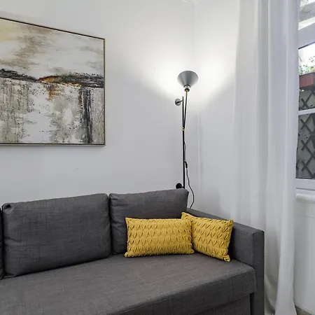 New! Unique 1 Bedroom Apartment- Santa Catarina 42 Daire Lisboa