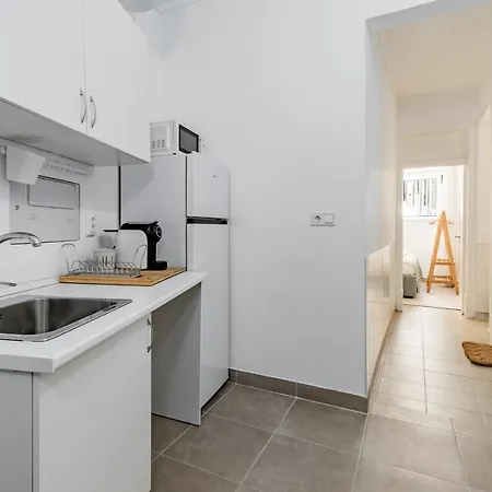 Apartment New! Unique 1 Bedroom Apartment- Santa Catarina 42 Lisbon